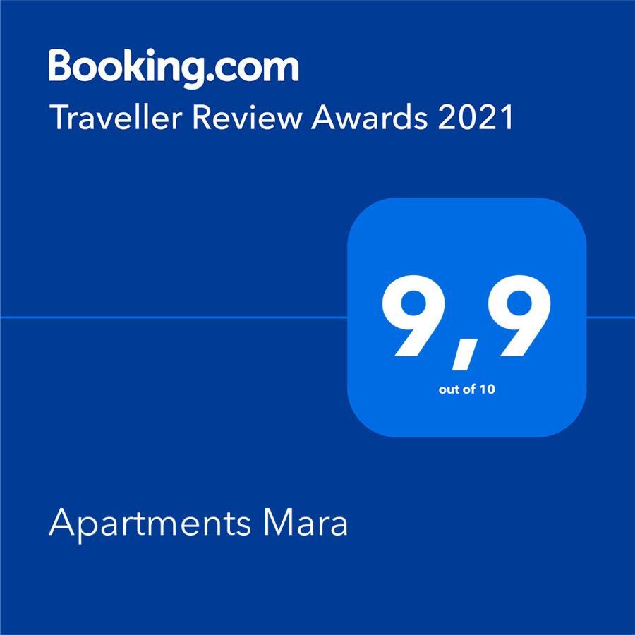 Apartments Mara Pirovac Bagian luar foto
